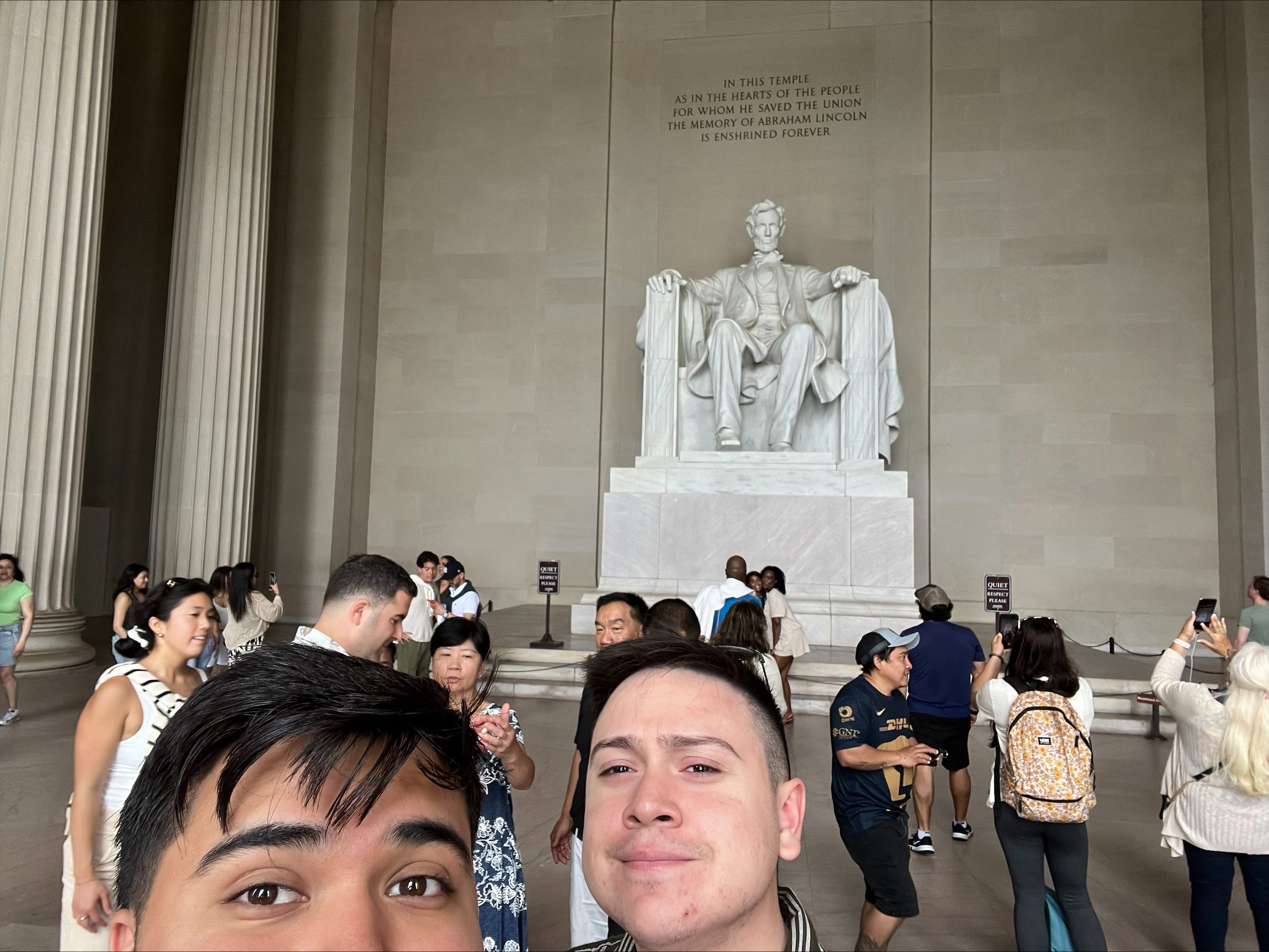 IsaiAtLincolnMemorial